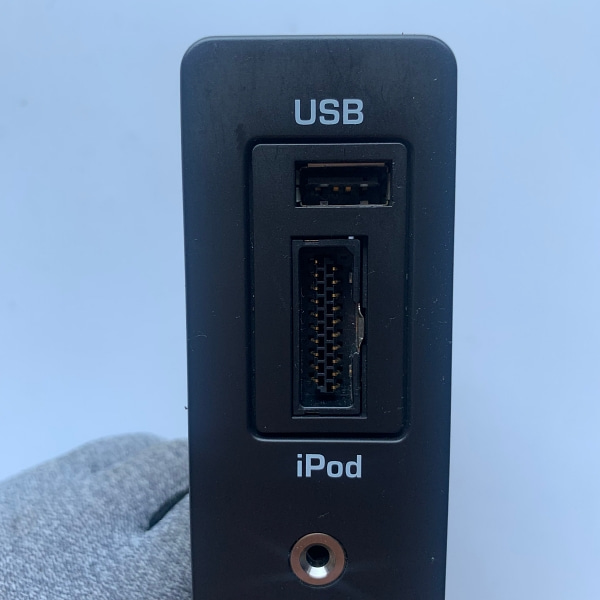 재규어 XF x250 USB 포트 C2Z15406 8x2319c166ad