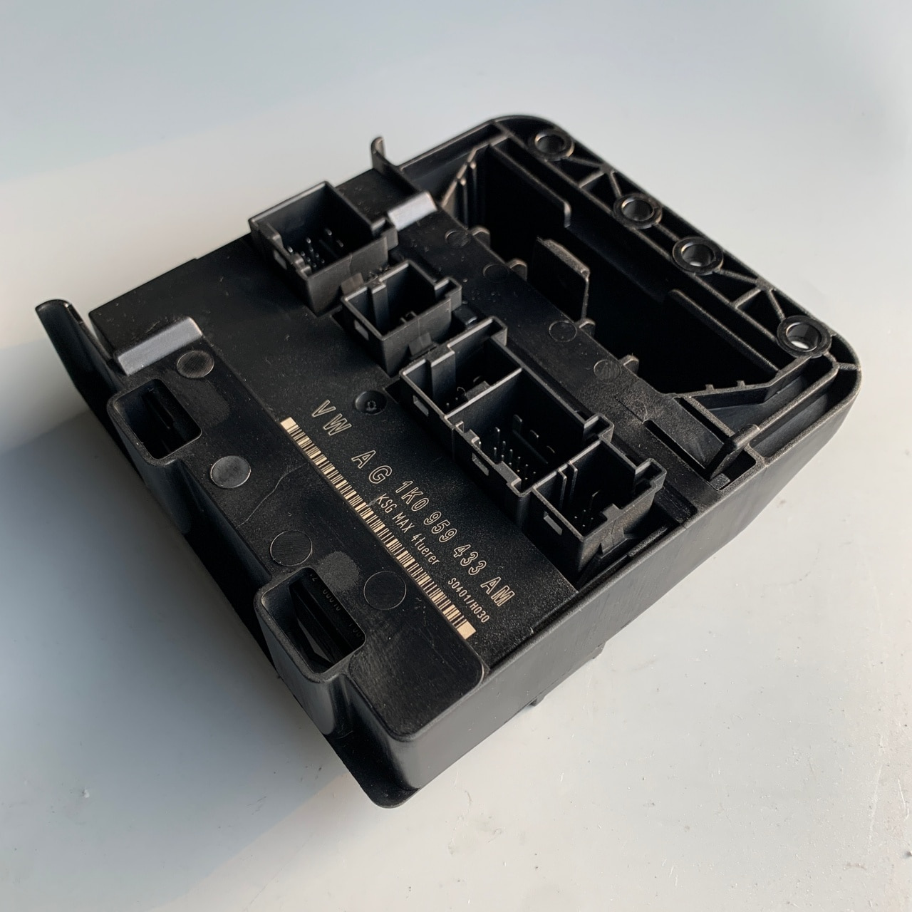 폭스바겐 제타 5세대 컴포트 컨비니언스 컨트롤 모듈 1k0959433am 1k0959433